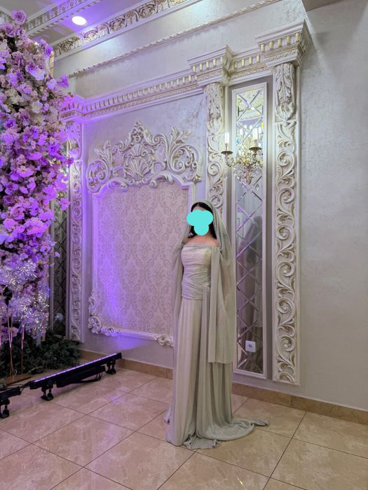 Вечерние платье в пол с корсетом и накидкой,размер S.