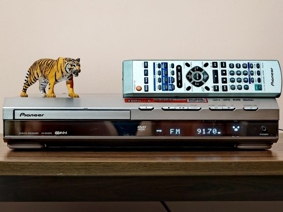 Pioneer XV-DV505. DVD/CD/MP3/tuner RDS.  Receiver rar.  Pret fix !