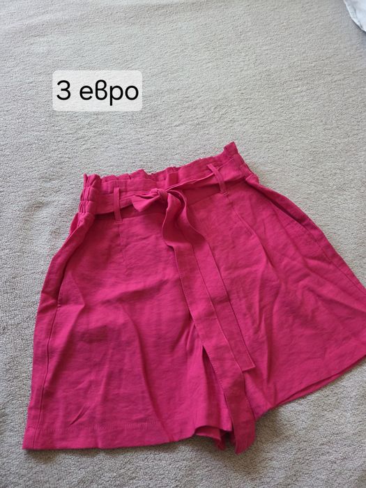 Блузи и къси панталони