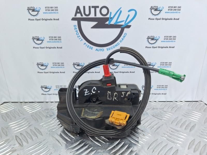 Broasca usa inchidere centralizata Opel Zafira C