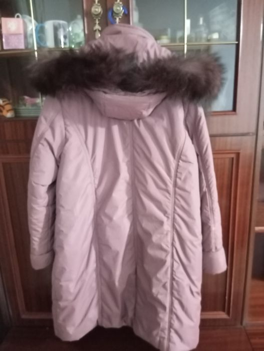 Продам пуховик женский