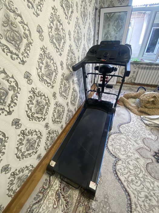 Бегавая дарожка для бега дома