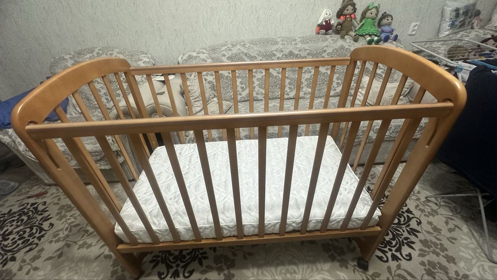 Продам дески кровать