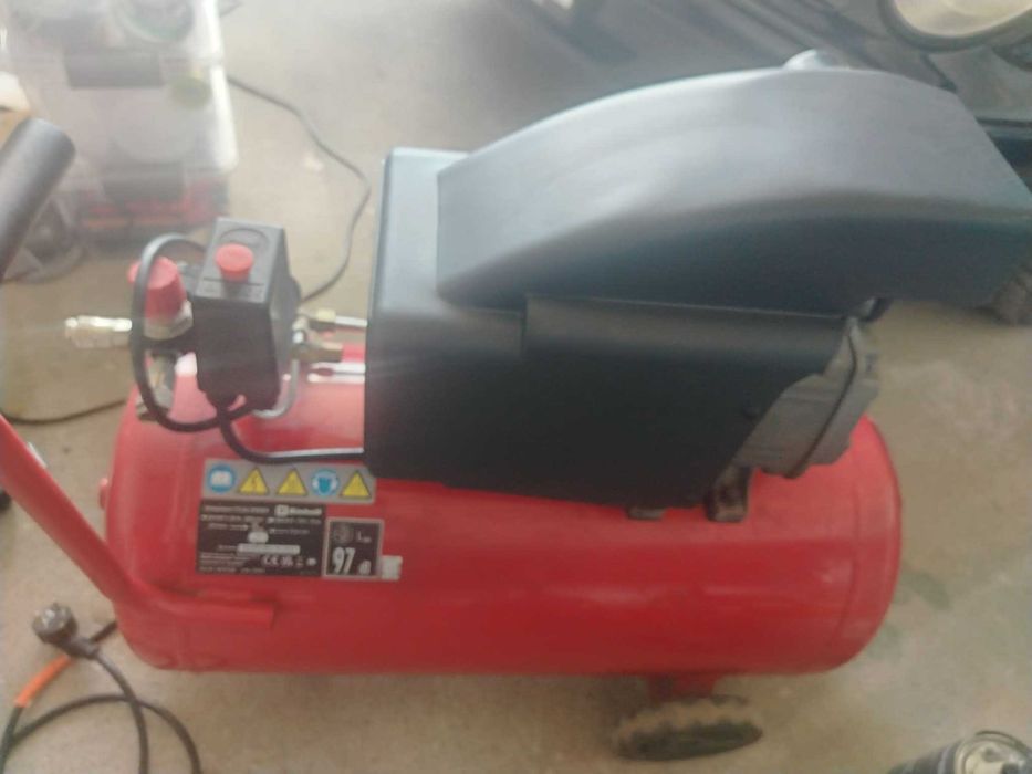 50 литра Компресор einhell TC-AC 190/50/8