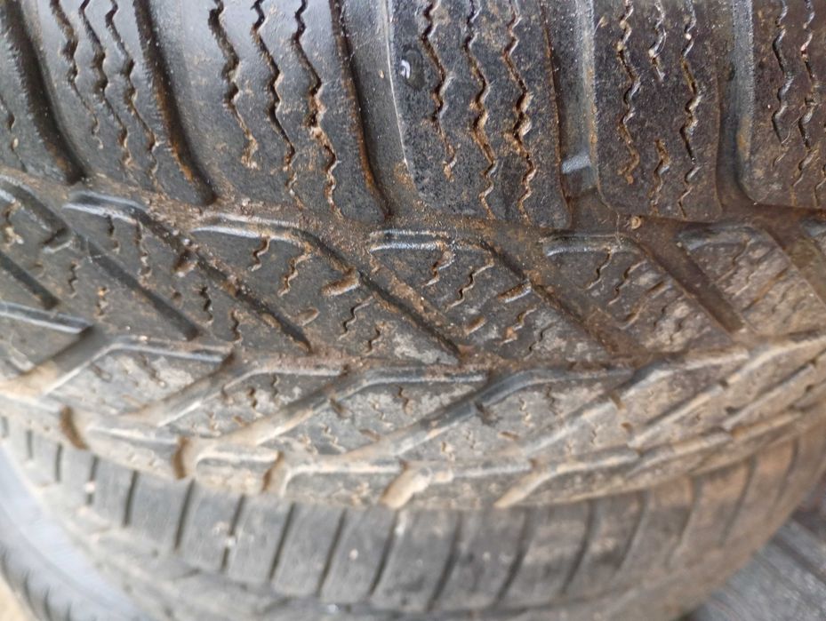 Cauciucuri 185/65 r 14 debica iarnă