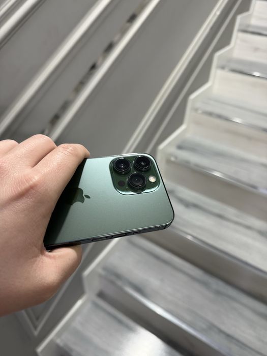 Продам Айфон 13 про