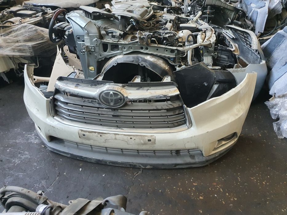 Тойота Лексус запчасть