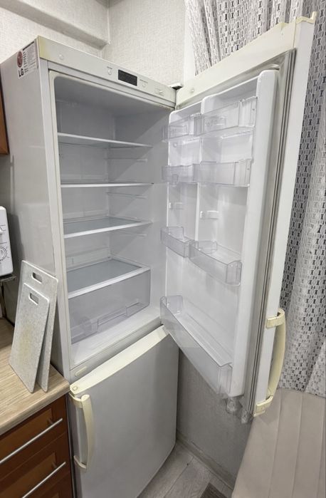 Продам холодильник б/у самовывоз