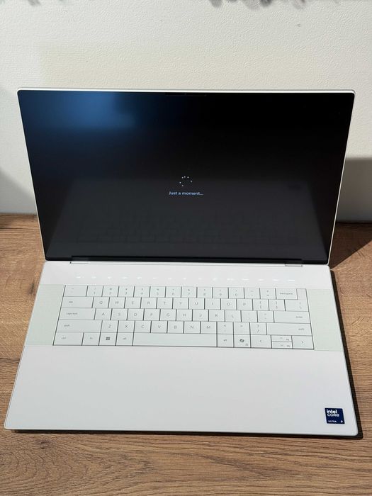 Nou-Sigilat 3 Ani Garantie Laptop Dell XPS 16 Premium Ultra 7 255H 32GB Ram NVIDIA RTX 5060 1TB SSD Firma -TVA in STOC AlienStore