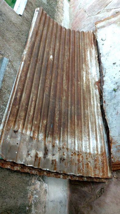 Металло шифер и листовой.