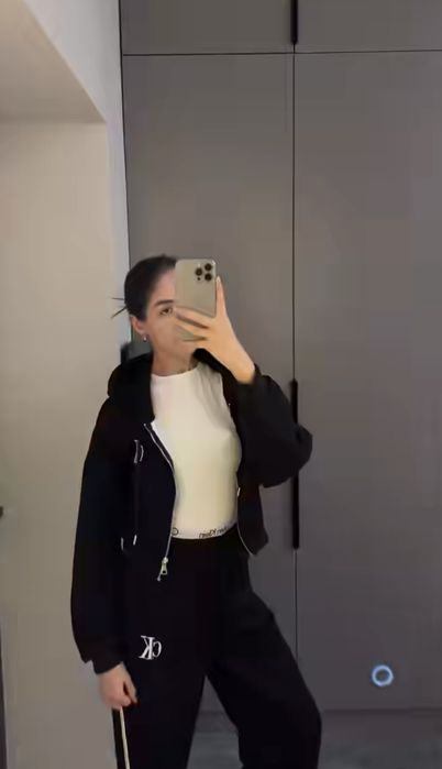 продам спортивный костюм