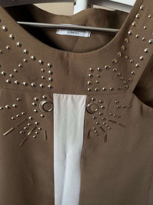 Платье до колена в отличном состоянии