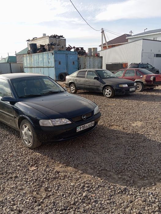 Опель1.6 автомат