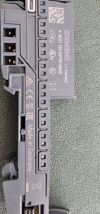 Siemens Simatic ET 200 SP - baza pe modul  AO