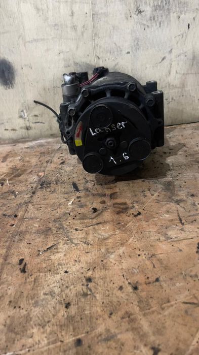 Компрессор кондиционера Mitsubishi Lanser 9