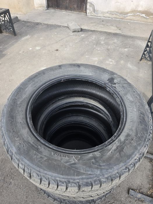 Продам шины срочно