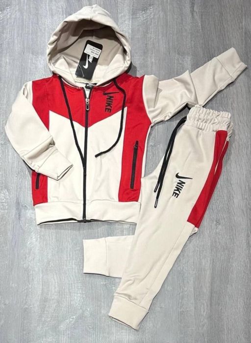 Trening fete și baieti