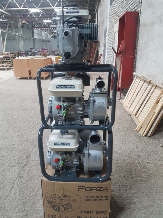 Мотопомпа, насос бензиновый,водокачка.