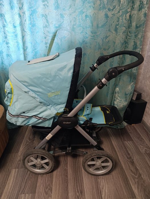 Продам детскую коляску