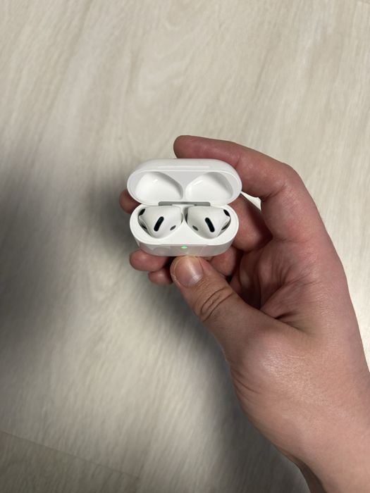 Airpods 4 като нови