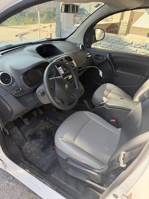 Renault Kangoo Express Maxi 1.5 dCi 90 CP, 2019, 80.000 km