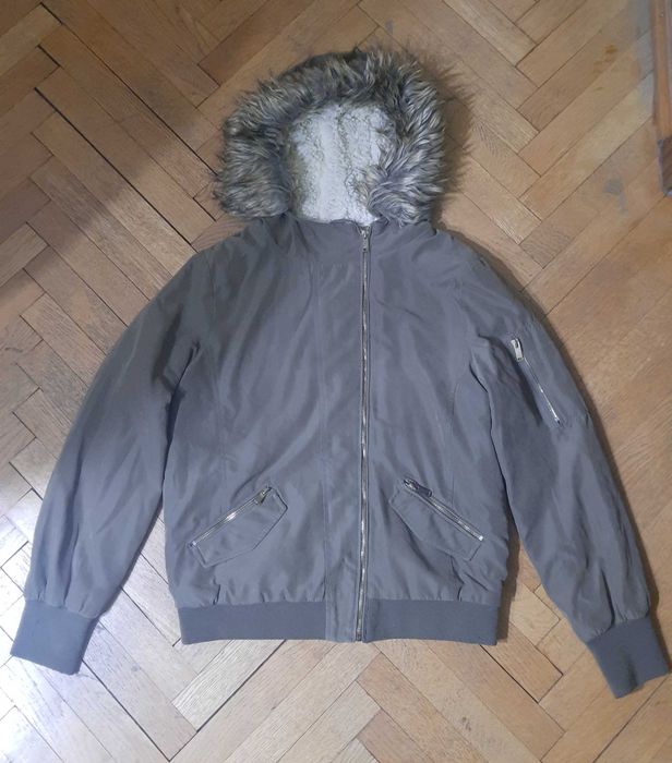 Дамско зимно яке с пух