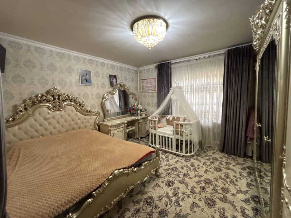 Янгиобод 5 соток 4 комнаты Срочна Продаю  !!!
