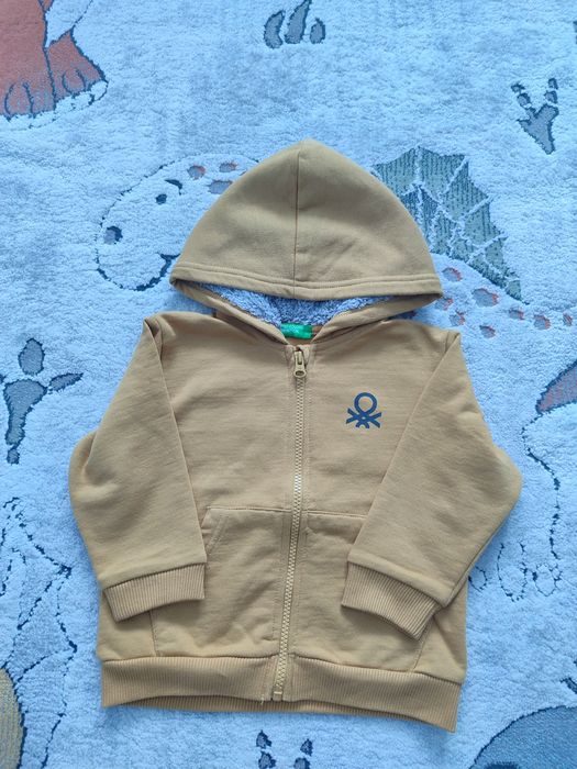 Детски дрехи в перфектно състояние