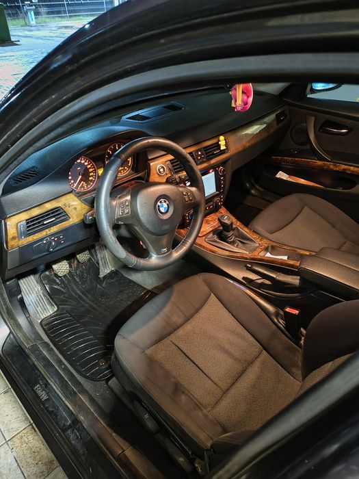 Vând BMW e 90 320d 163cp