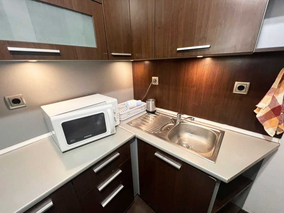 Дава се под наем Двустаен апартамент в София, Лозенец - 74 кв.м за 600 € - Снимка #4