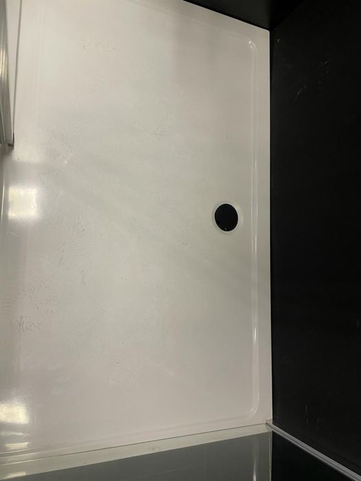 Душевой каменный поддон