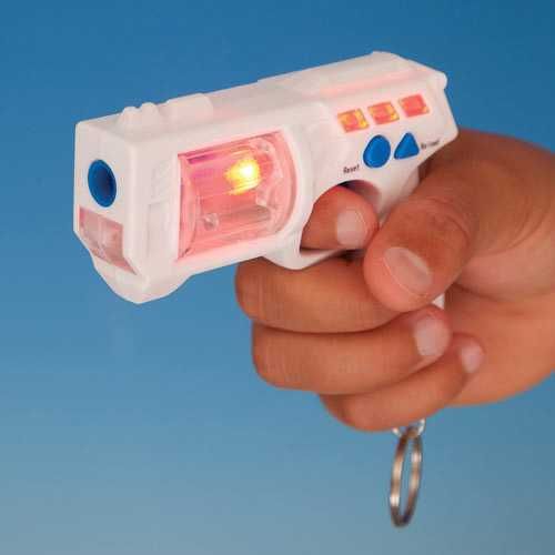 Игра лазер таг с пистолети ключодържатели