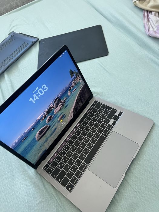 MacBook Pro 13 M1