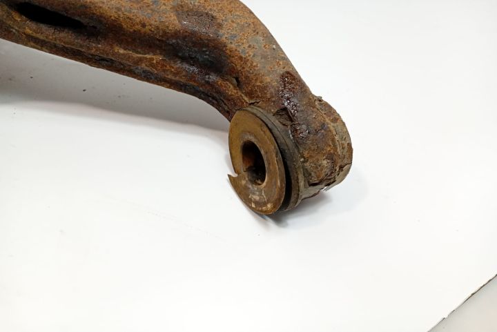 Trapez bascula dreapta IVECO Daily a 3-a generatie