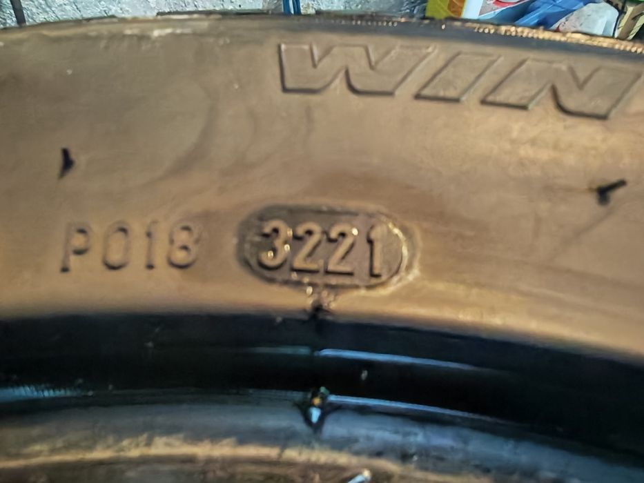 225 50 17 зимни гуми 225/50R17