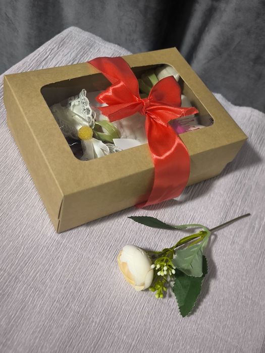 Подарок для любимой  бокс для девочек