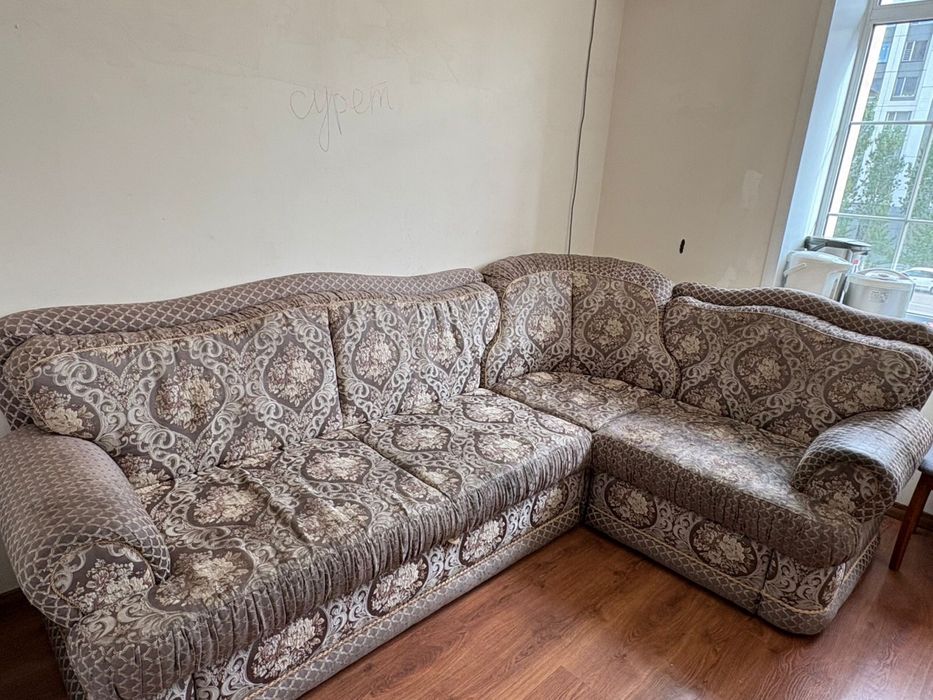 Продается угловой диван