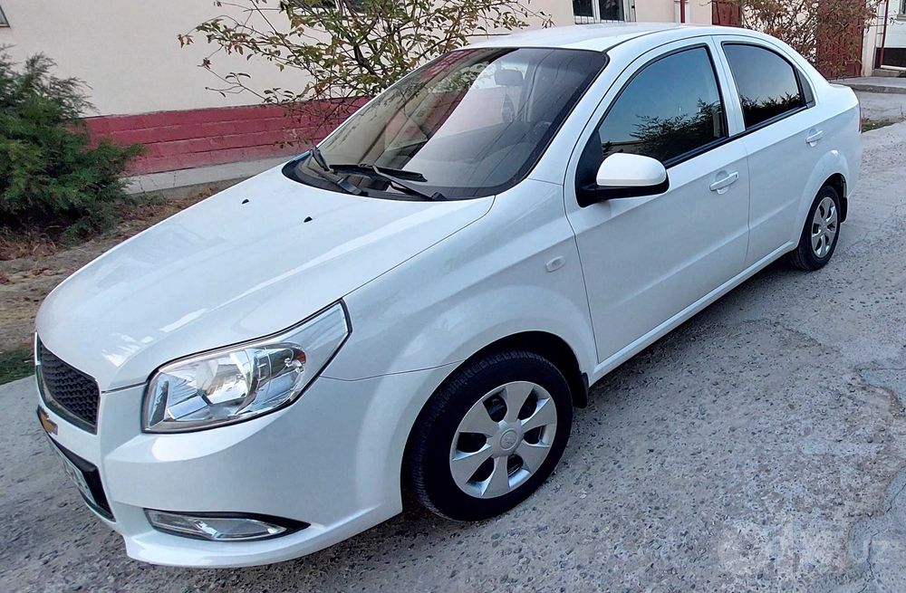 Nexia 3 sotiladi