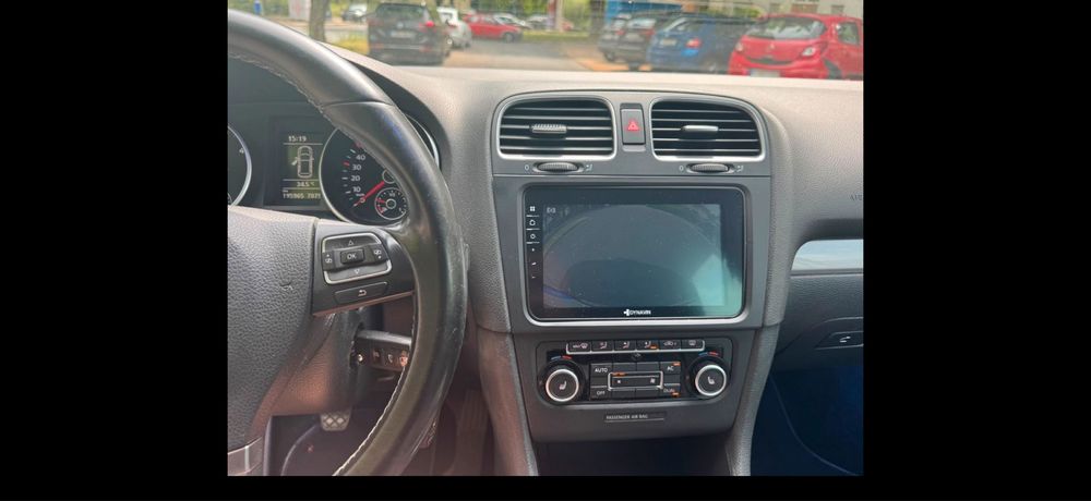 VOLKSWAGEN Golf 2012 — imagine 4