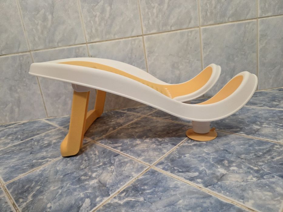 Ръчна проходилка за бебе момиче, кенгуру и ергономична бебешка седалка