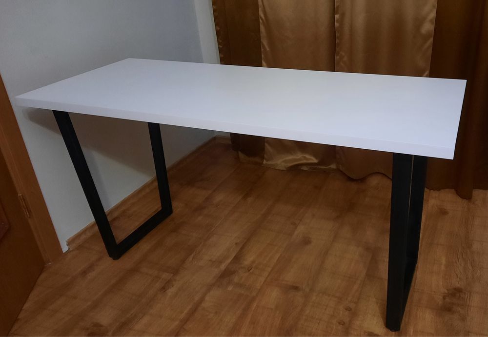 Стол 150,60,75см