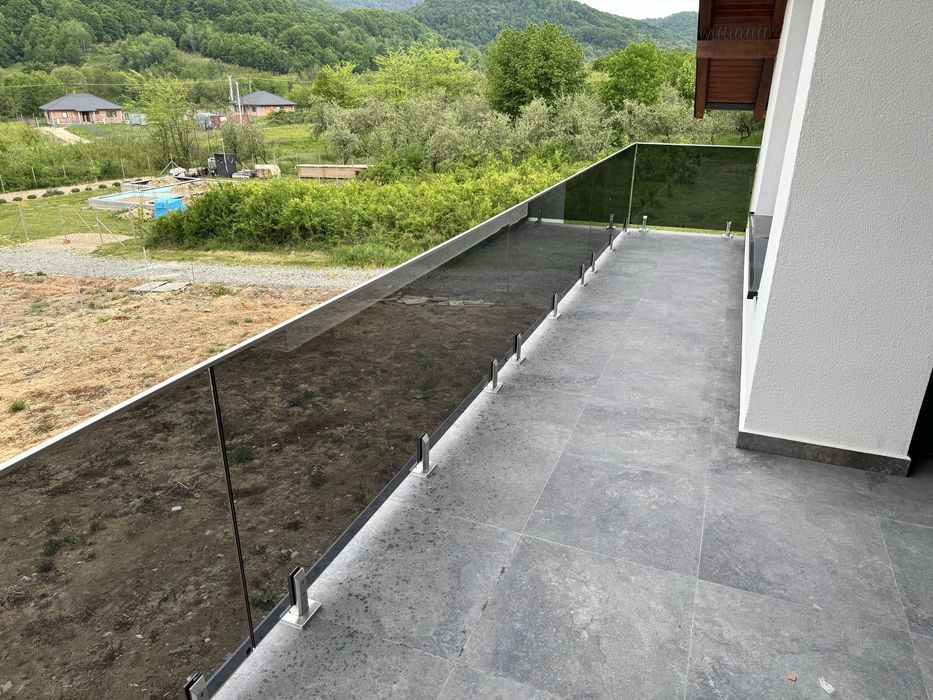 Balustrada sticla securizata