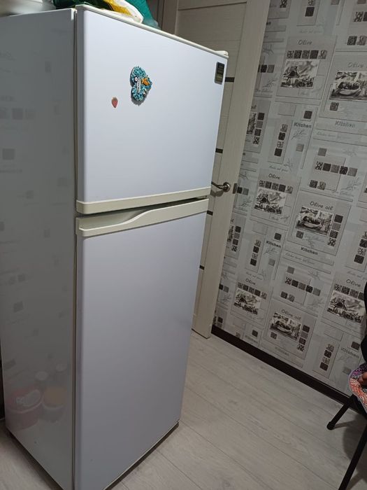 Продается бу холодильник