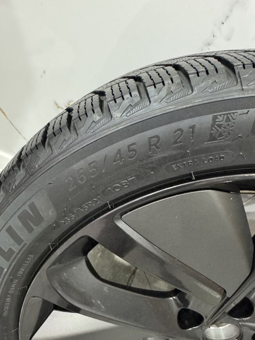 Li запасное колесо