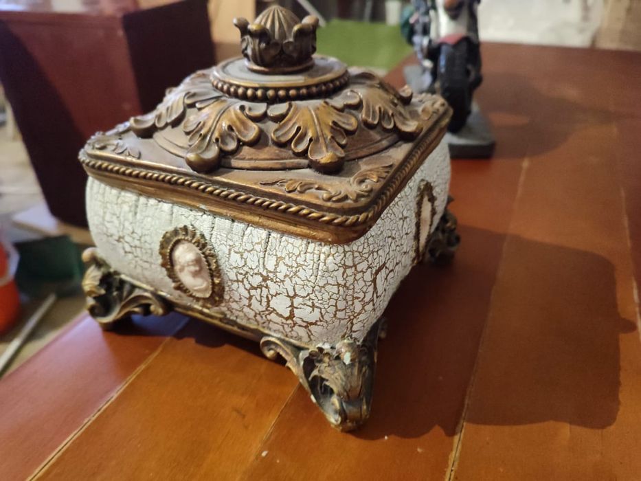 Шкатулка за 10 тыс