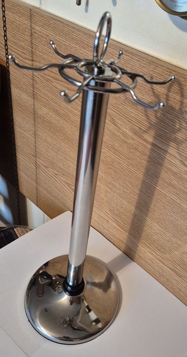 Suport metalic rotativ