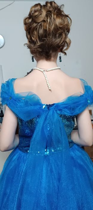 Вечерние платье на девочку.