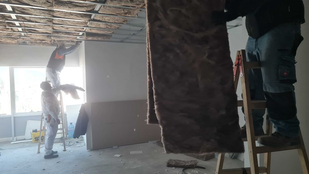 Продава се Тристаен апартамент в Асеновград - 122 кв.м за 820 €/кв.м - Снимка #15