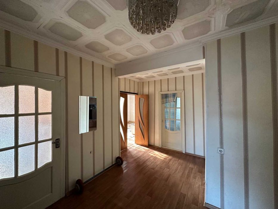 Продам дом в районе КСК