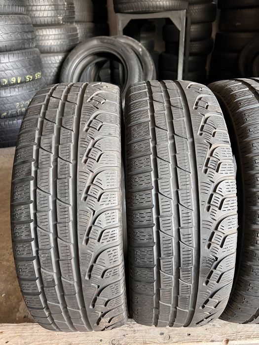 4 anvelope iarna 205/60/16 , pirelli !